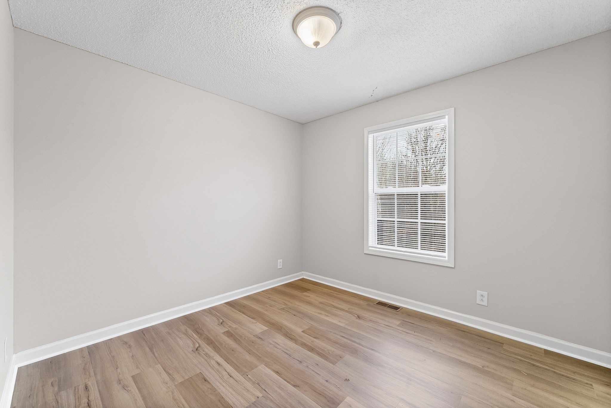 346 Donna Drive Clarksville TN 37042