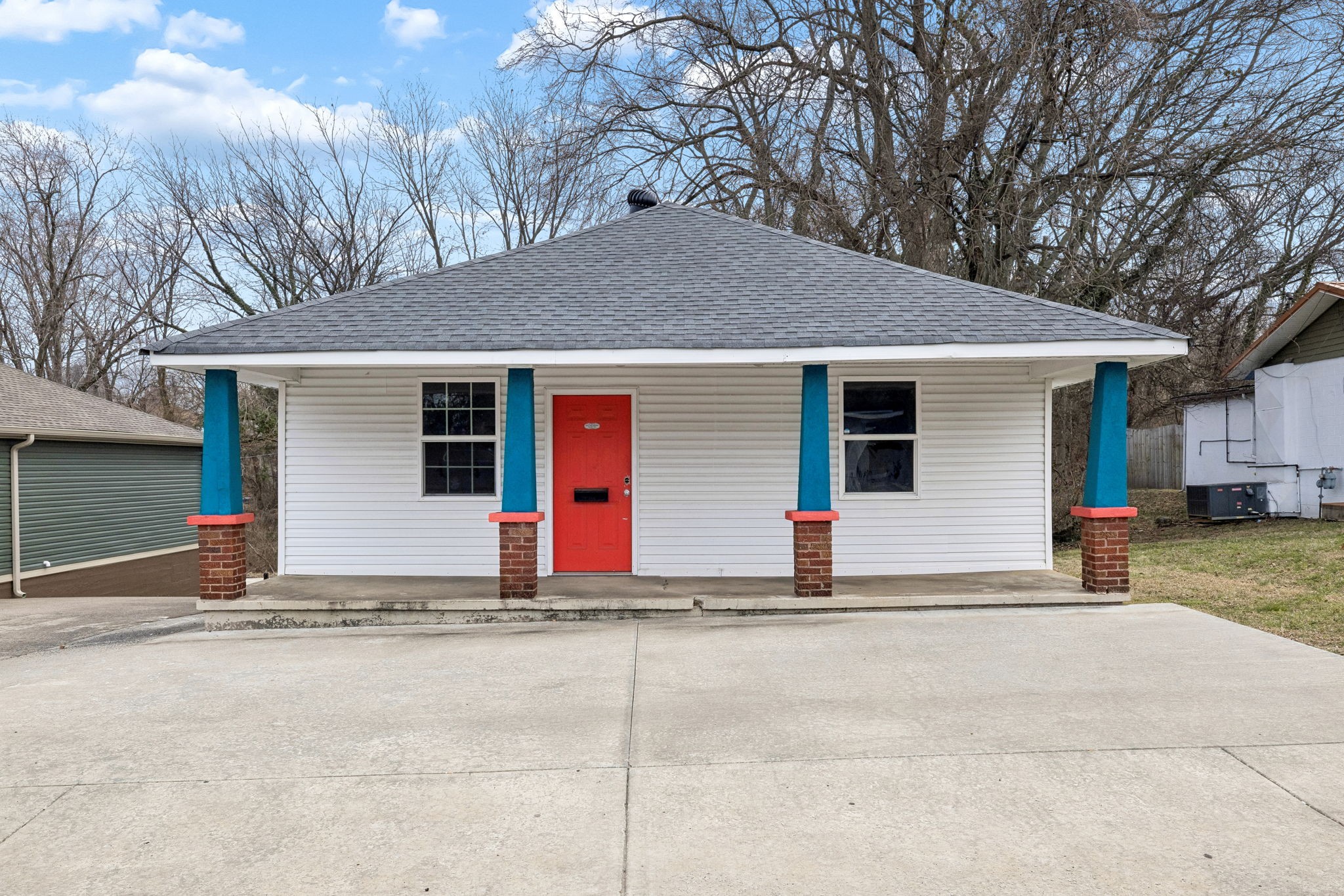 229 10th Street Clarksville TN 37040