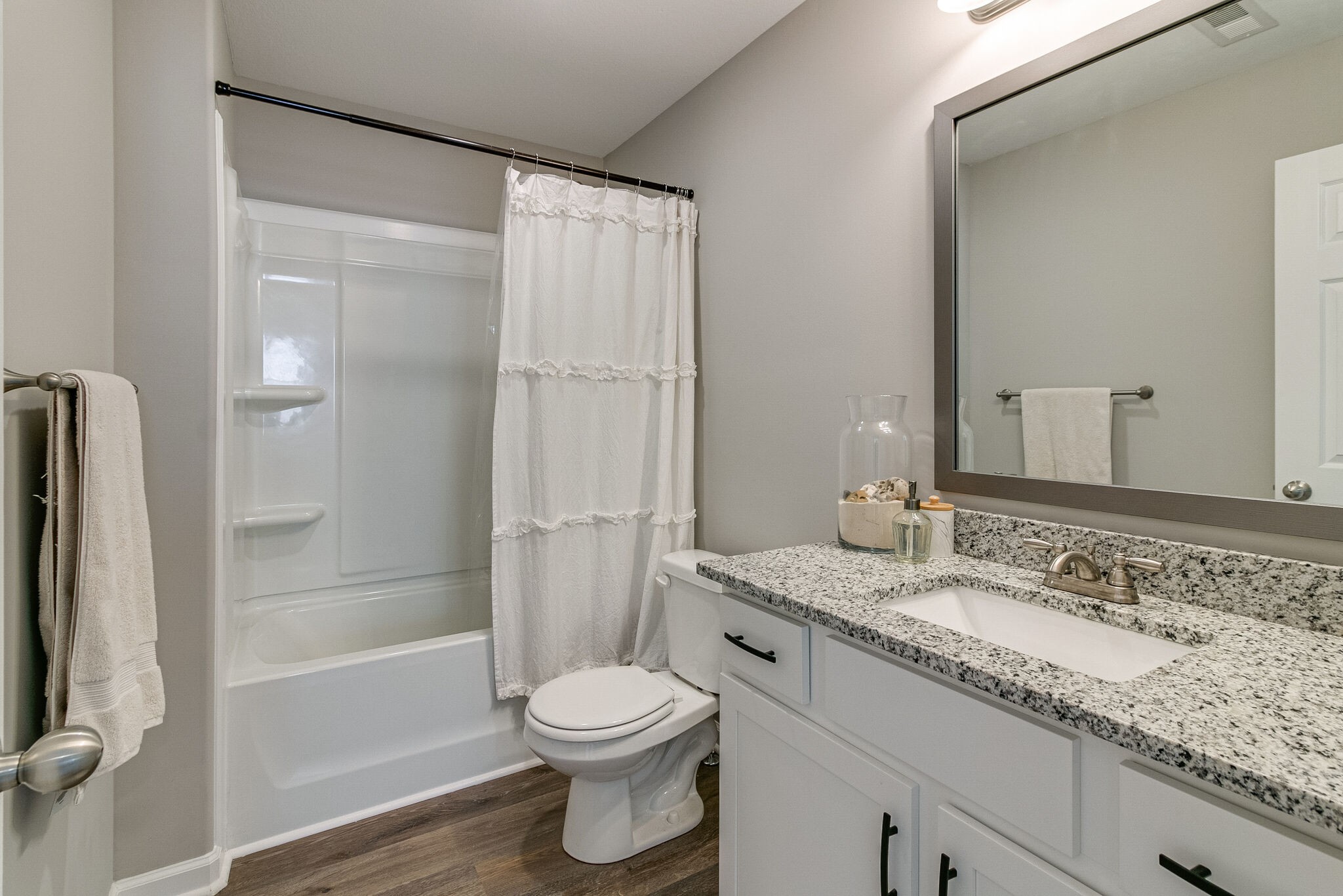 924 E Happy Hollow Drive Clarksville TN 37040