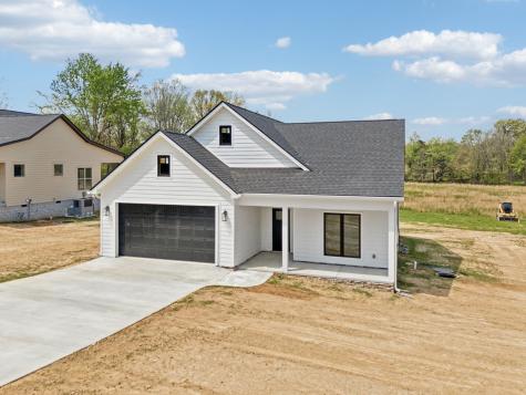 823 Oconner Street Smithville TN 37166