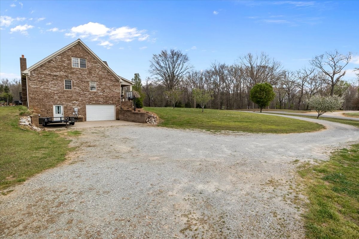 5842 Old State Route 1 New Johnsonville TN 37134