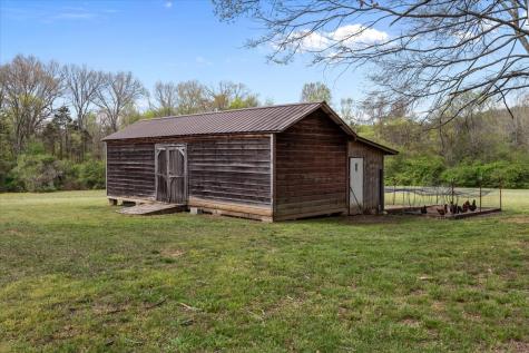 5842 Old State Route 1 New Johnsonville TN 37134