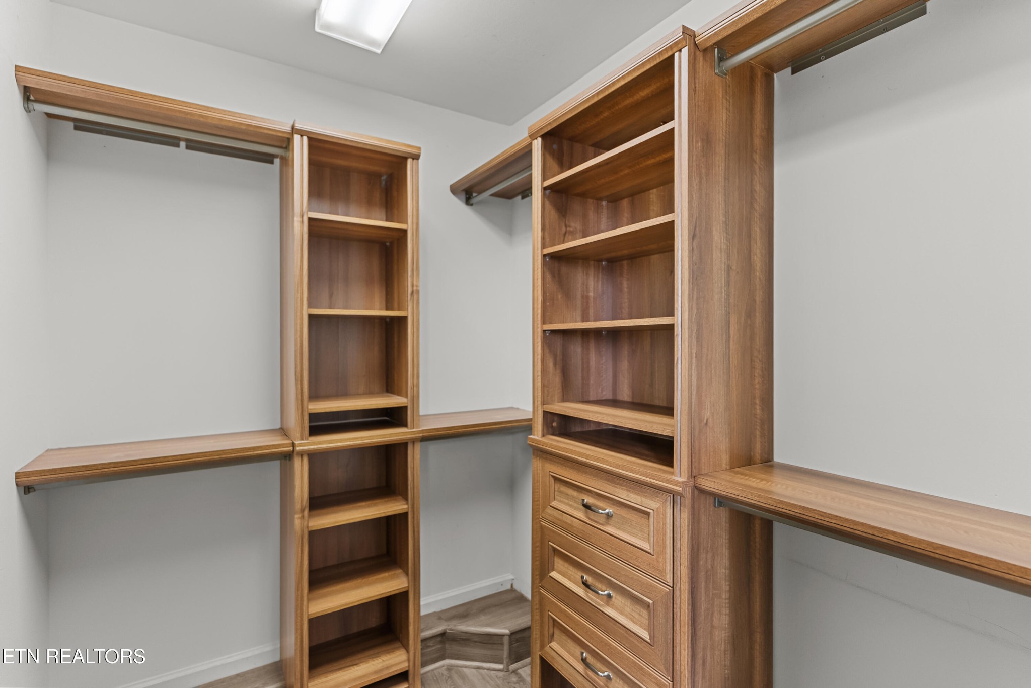 8824 Lennox View Way Knoxville TN 37923