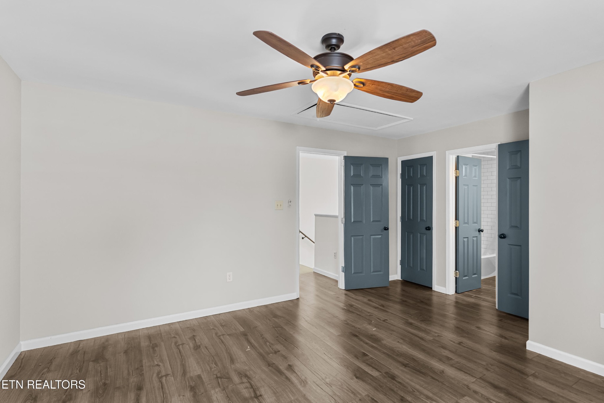 8824 Lennox View Way Knoxville TN 37923