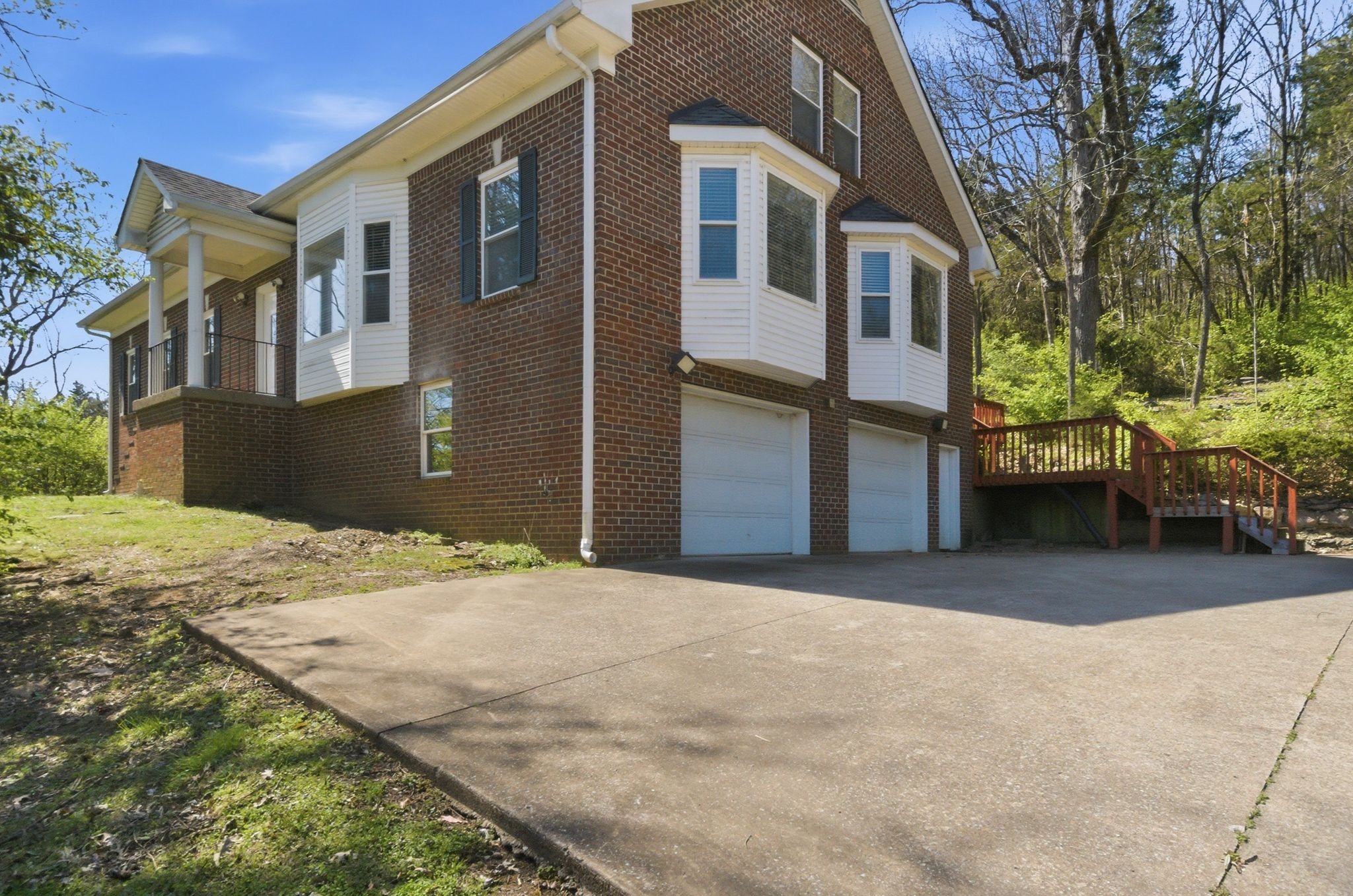 7132 Charlotte Pike Nashville TN 37209