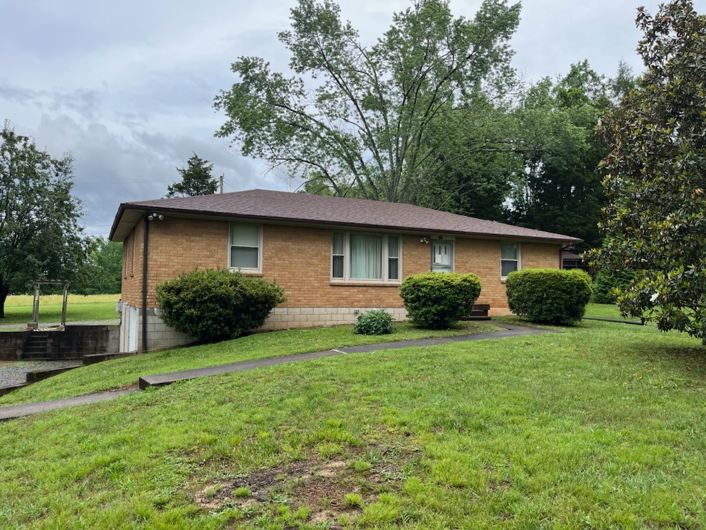 748 Mccurdy Road White House TN 37188