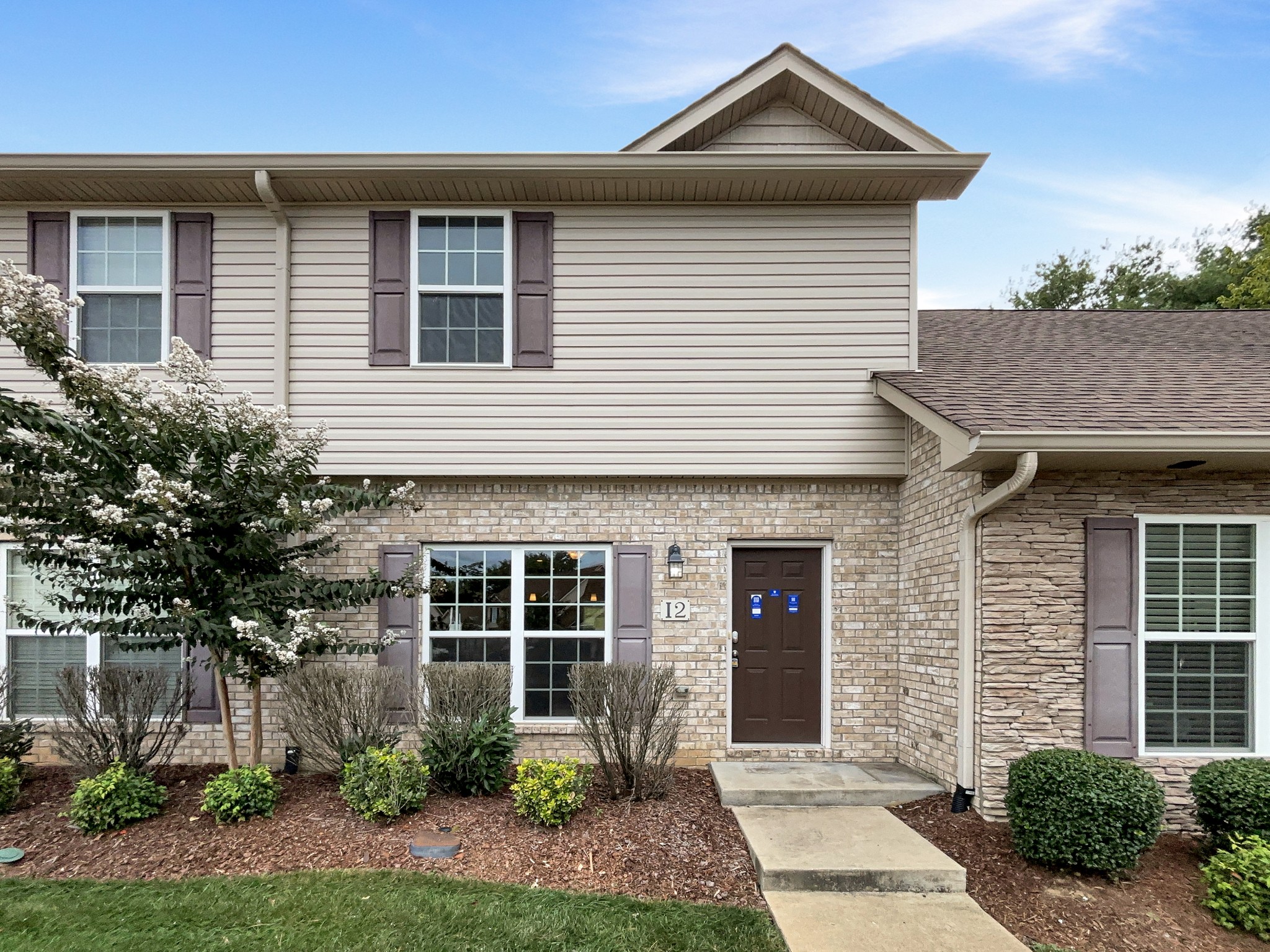 1182 Long Hollow Pike Gallatin TN 37066