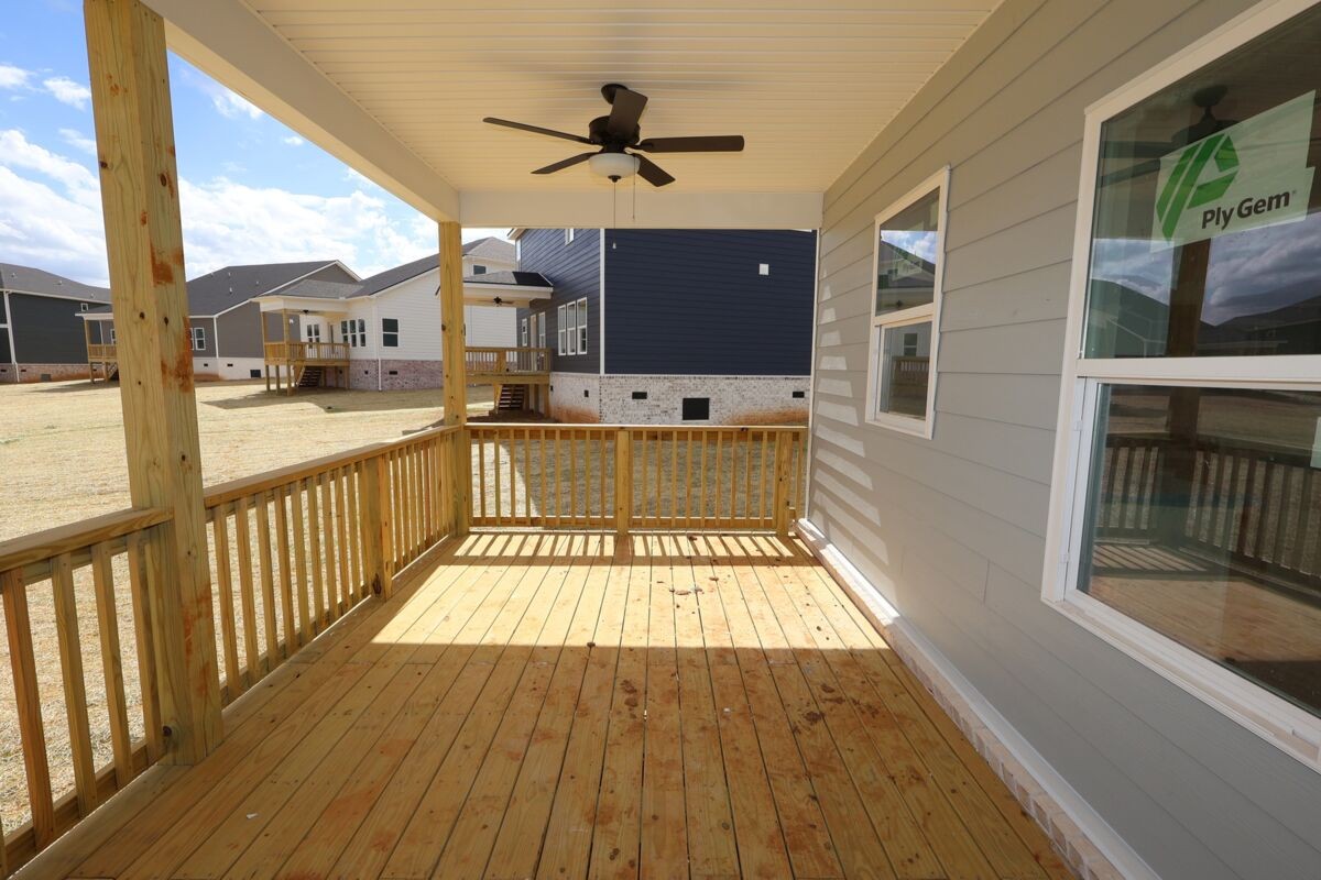 2951 Sharpstone Drive Columbia TN 38401