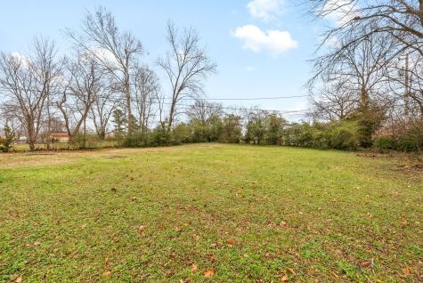 34 Charlemagne Boulevard Clarksville TN 37042