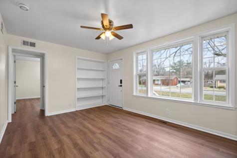 34 Charlemagne Boulevard Clarksville TN 37042
