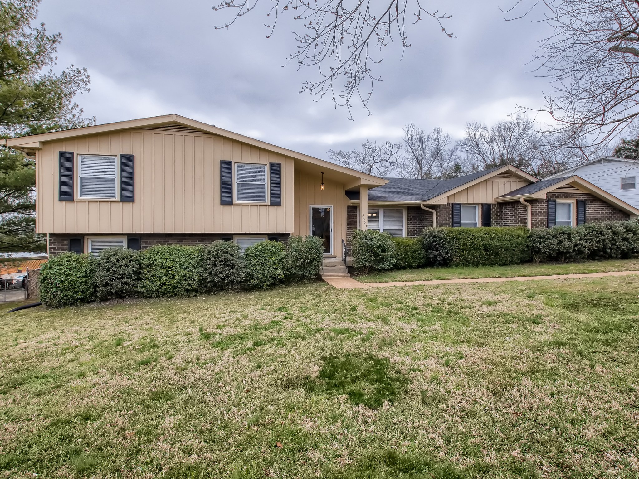3853 Lake Aire Drive Nashville TN 37217