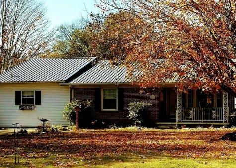 33 Horseshoe Bend Lane Elmwood TN 38560