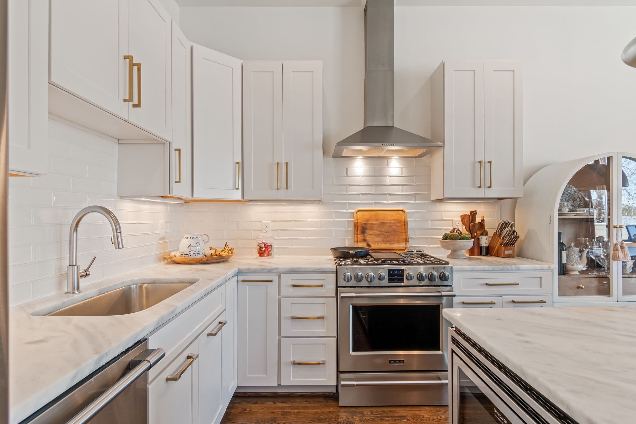 419A 36th Ave, N Nashville TN 37209
