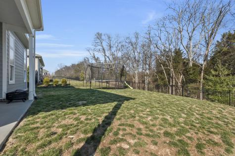 896 Plowson Road Mount Juliet TN 37122