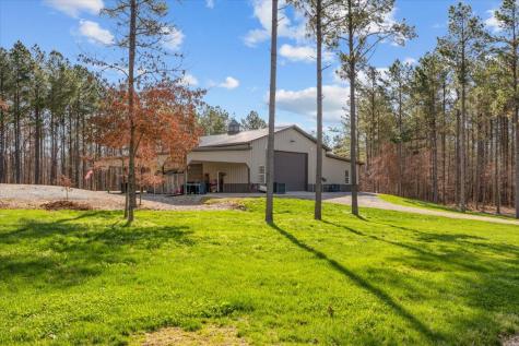 1028 Walton Road Scotts Hill TN 38374