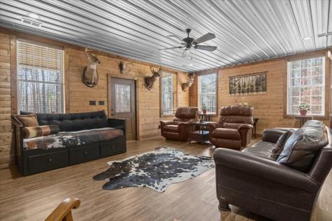 1028 Walton Road Scotts Hill TN 38374