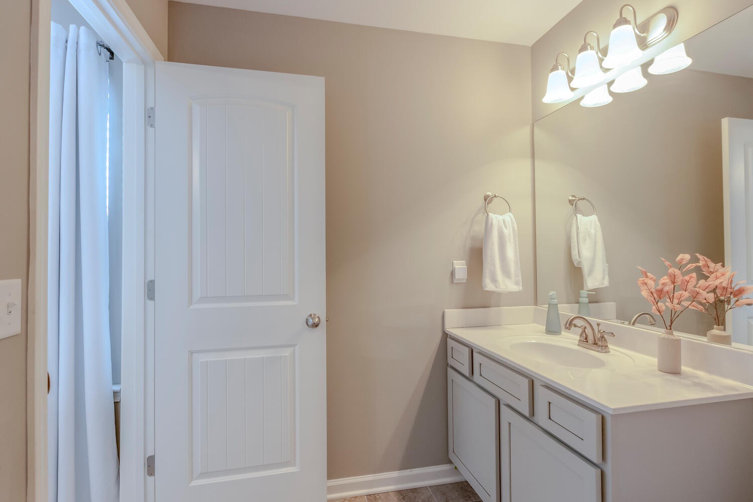 5751 Enclave Drive Murfreesboro TN 37128