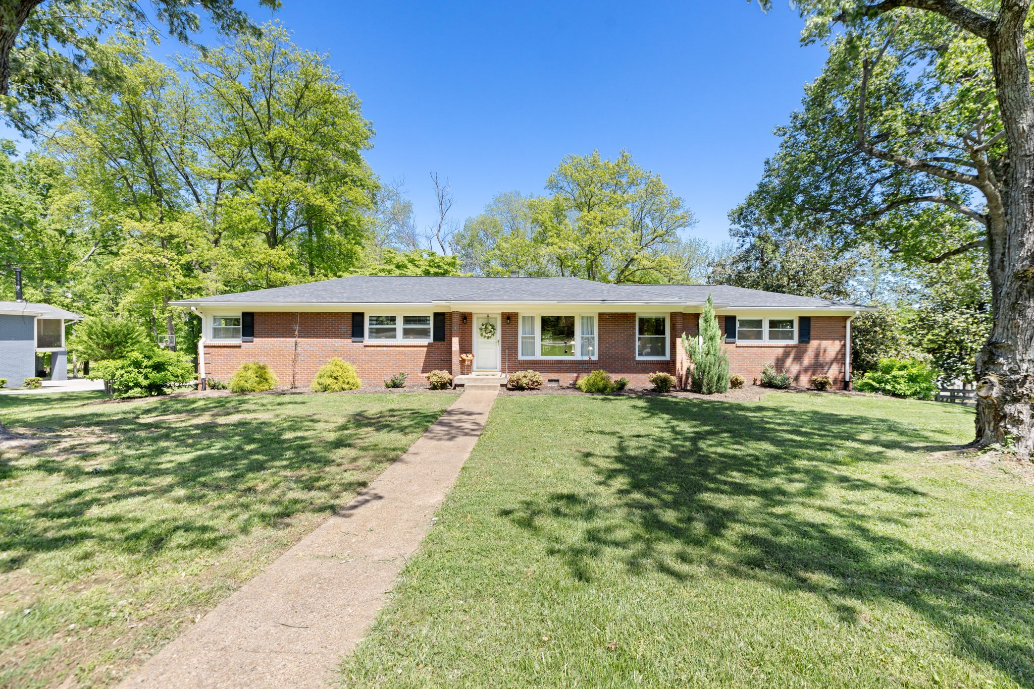 5384 Trousdale Drive Nashville TN 37220