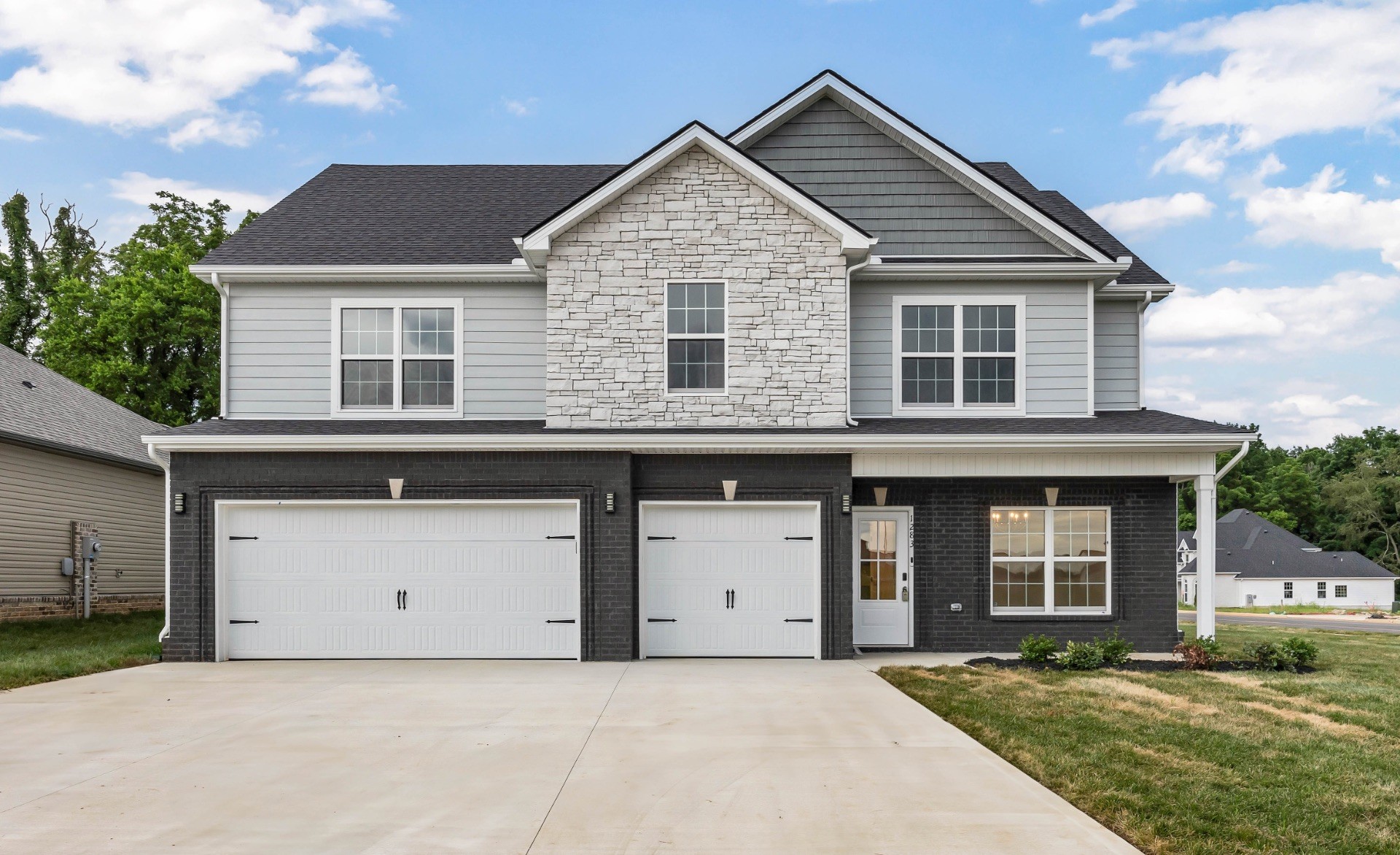 2563 Rafiki Drive Clarksville TN 37042