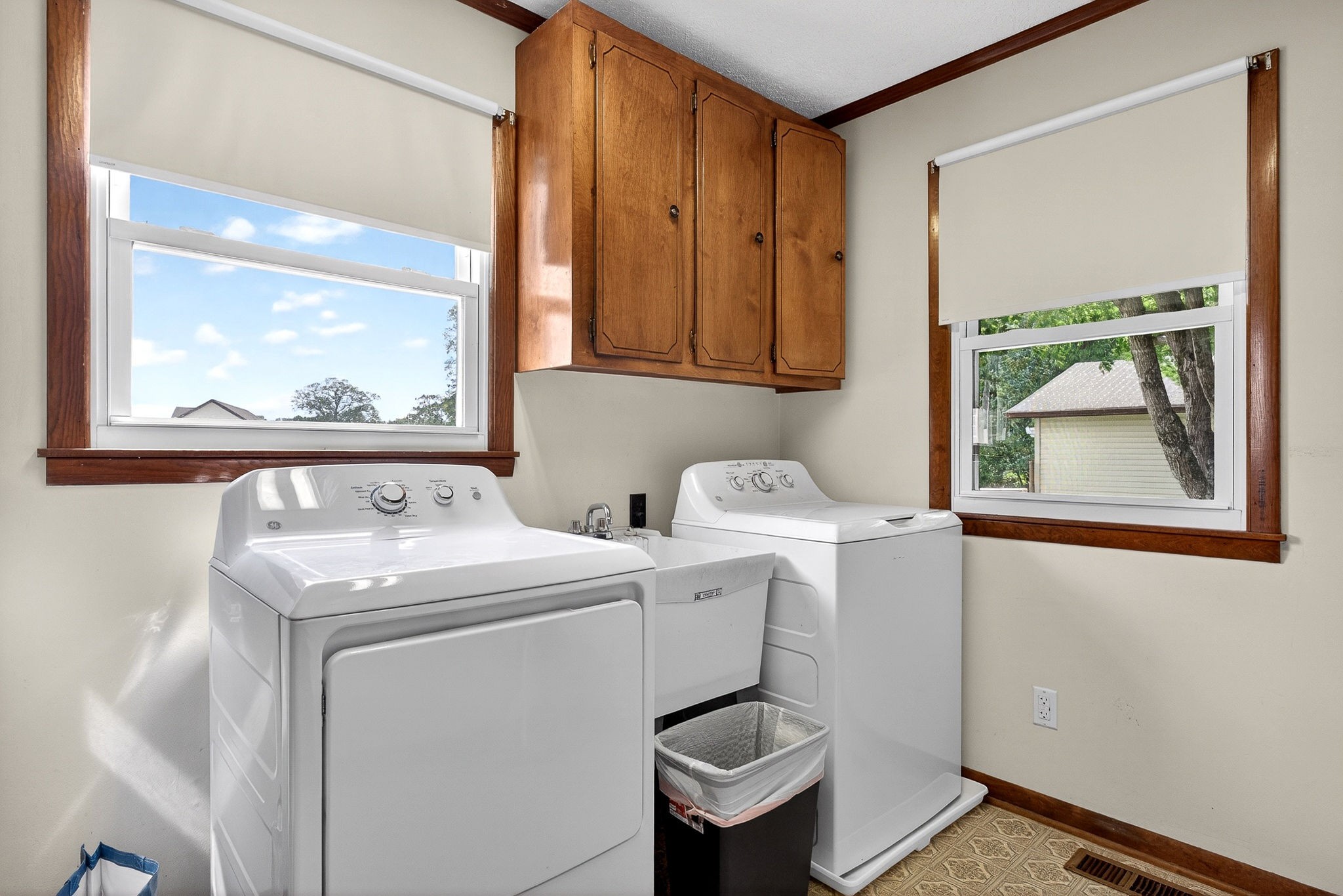 2818 Blue Springs Road Smithville TN 37166