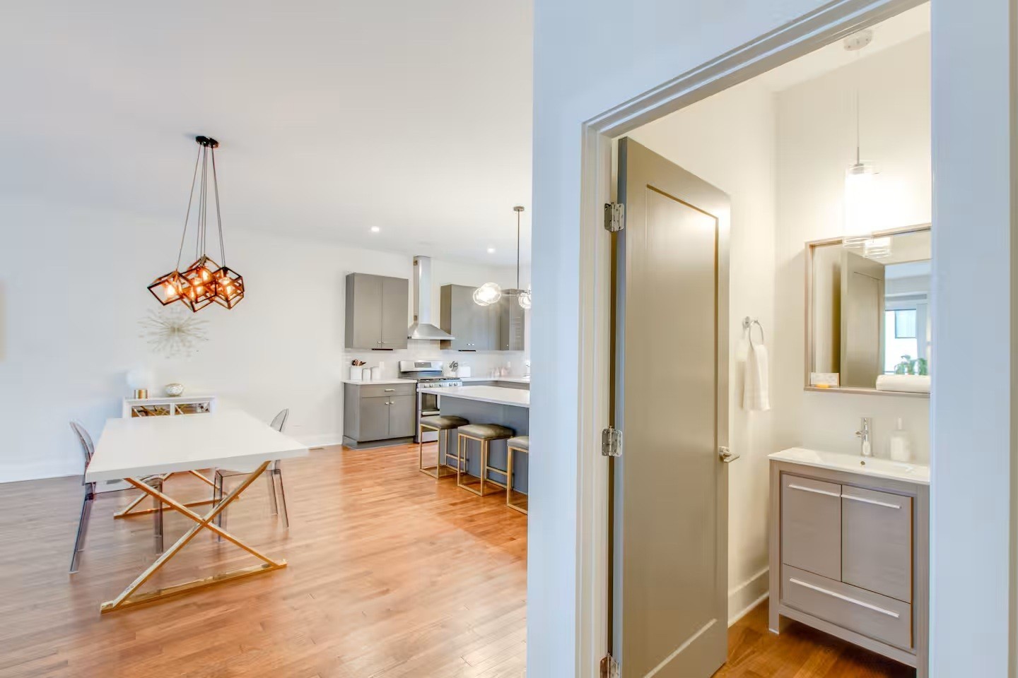2106 9th Ave, N Nashville TN 37208