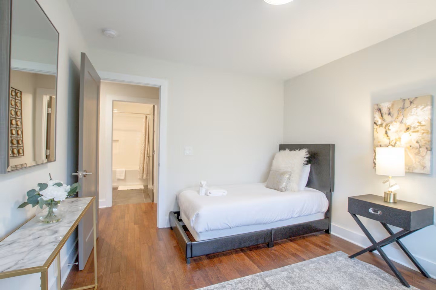 2106 9th Ave, N Nashville TN 37208