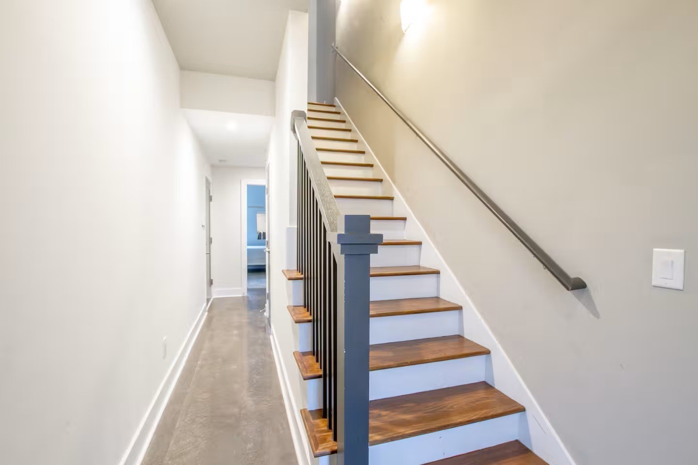 2106 9th Ave, N Nashville TN 37208