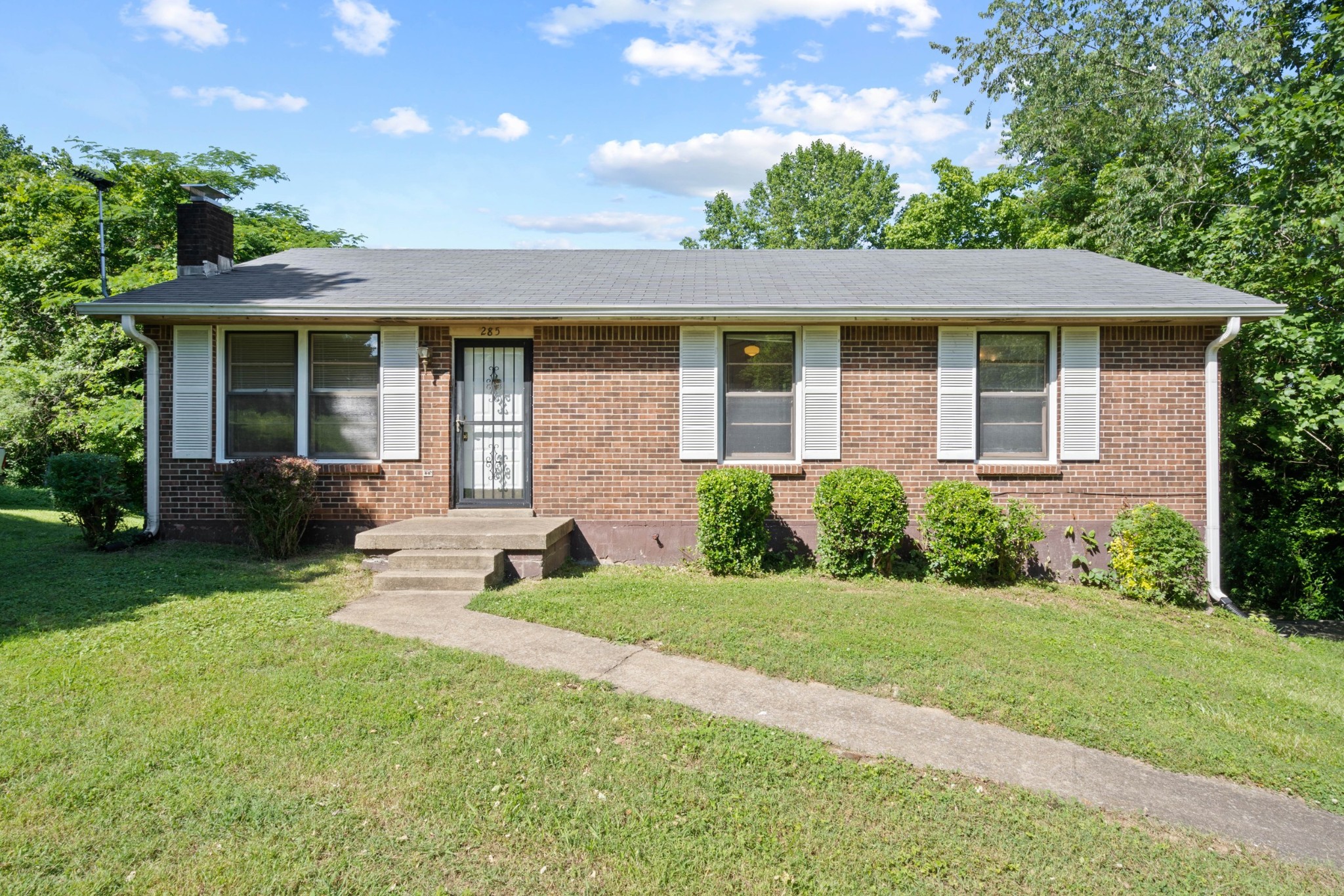 285 Earl Slate Road Clarksville TN 37043