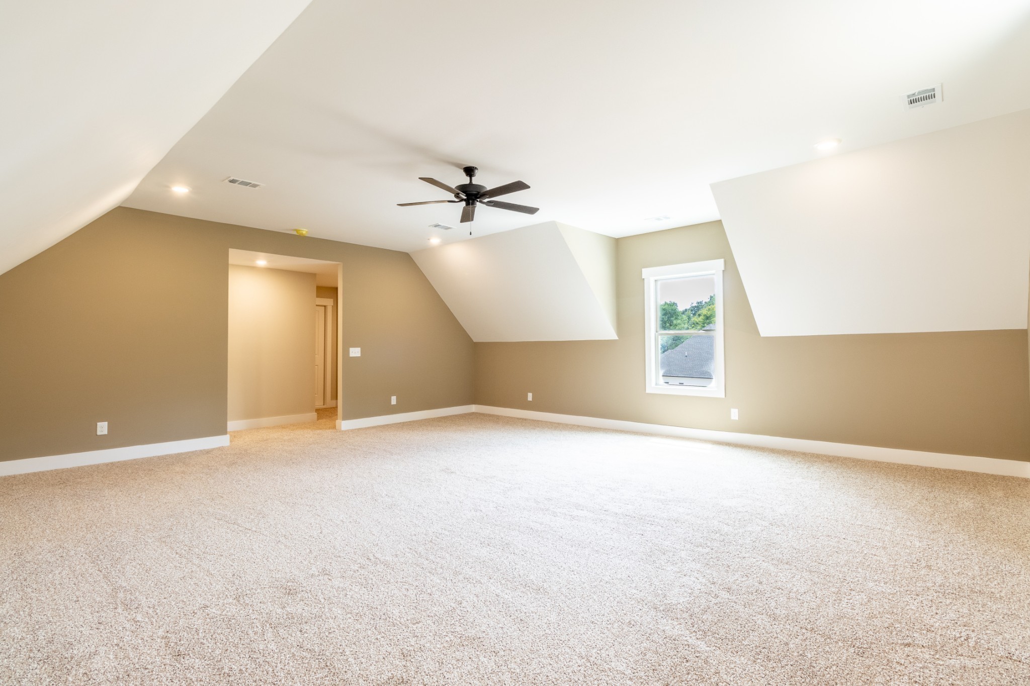 1191 Hangar Road Springfield TN 37172