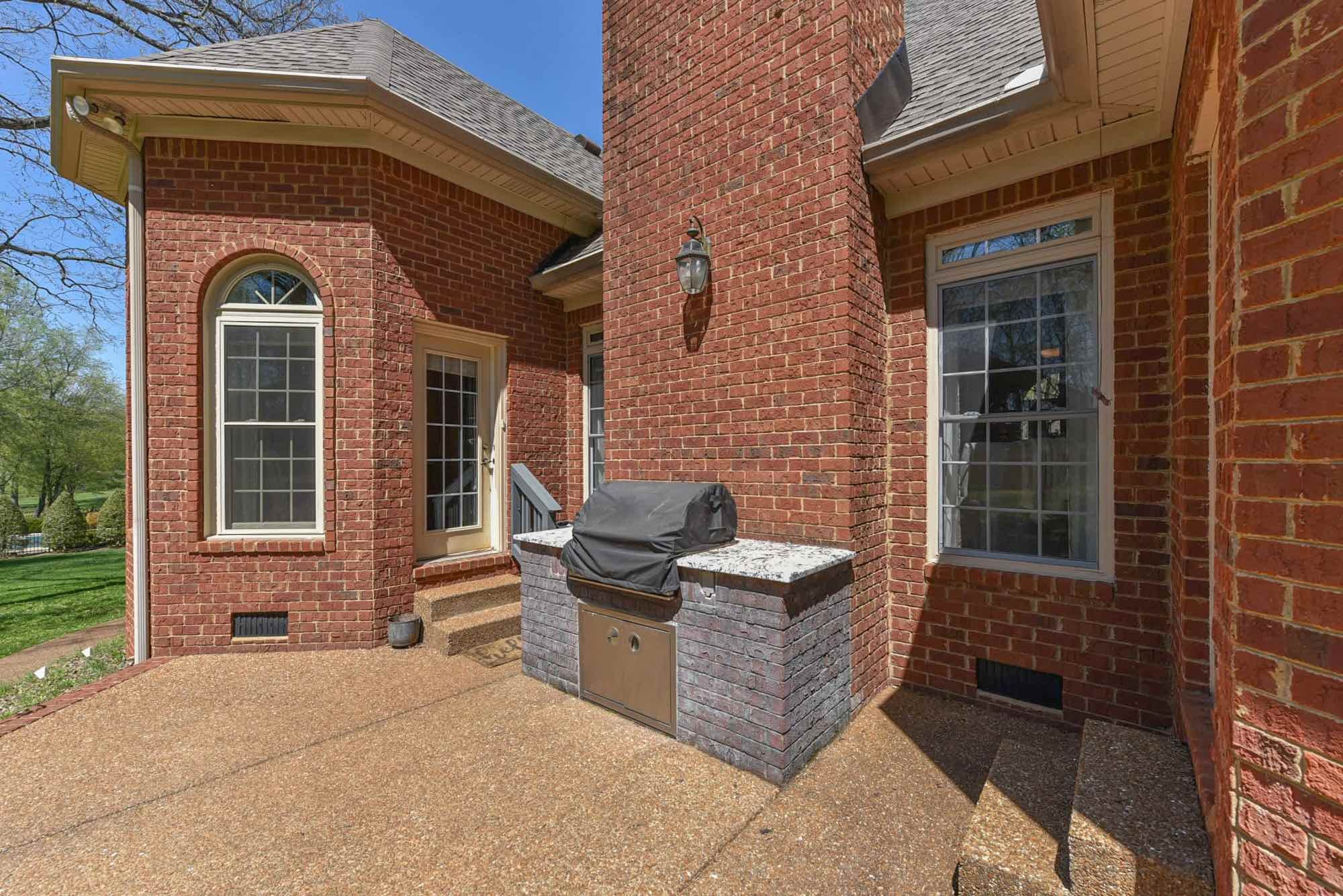 316 Spring Valley Drive Cottontown TN 37048