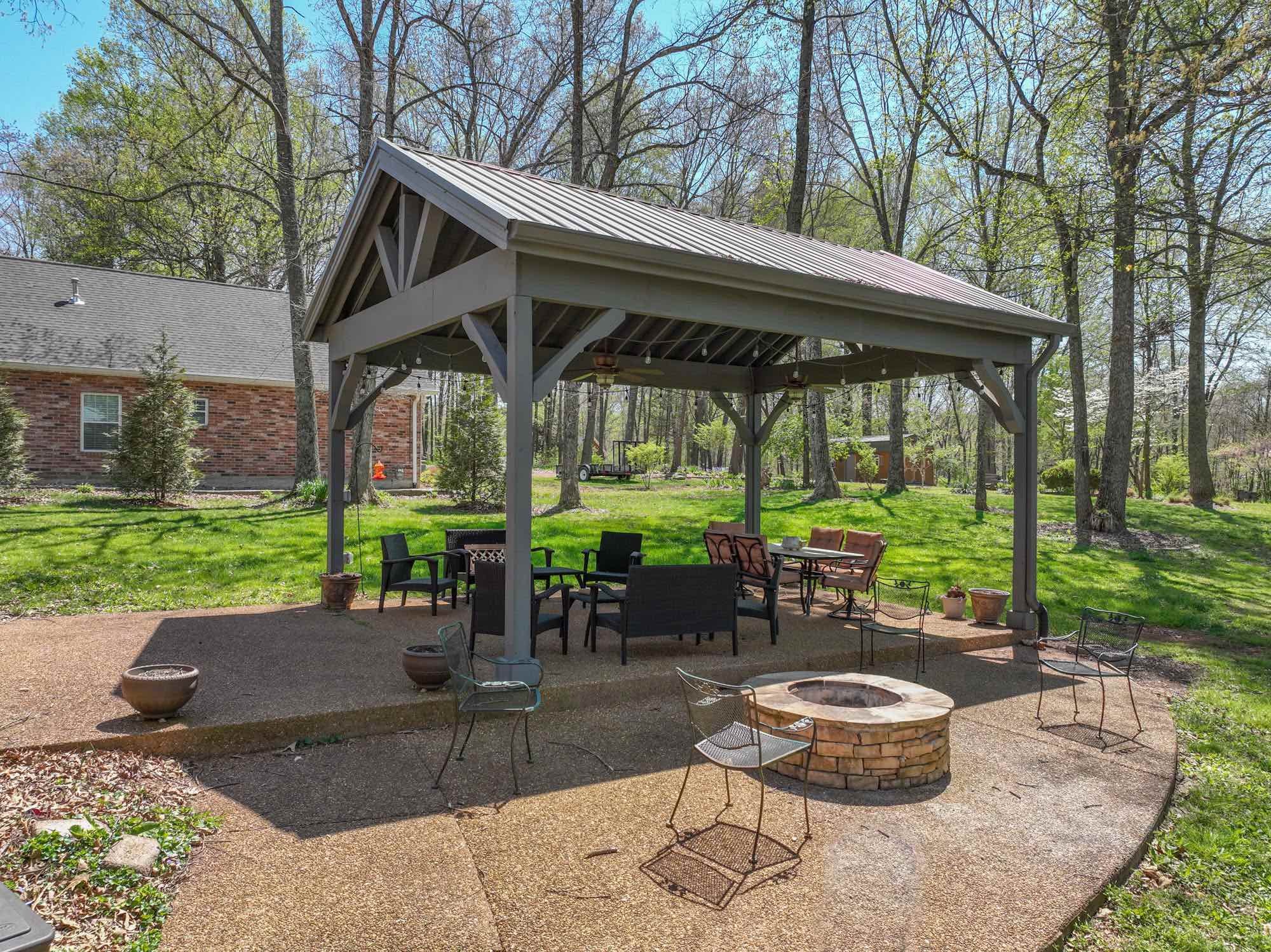 316 Spring Valley Drive Cottontown TN 37048
