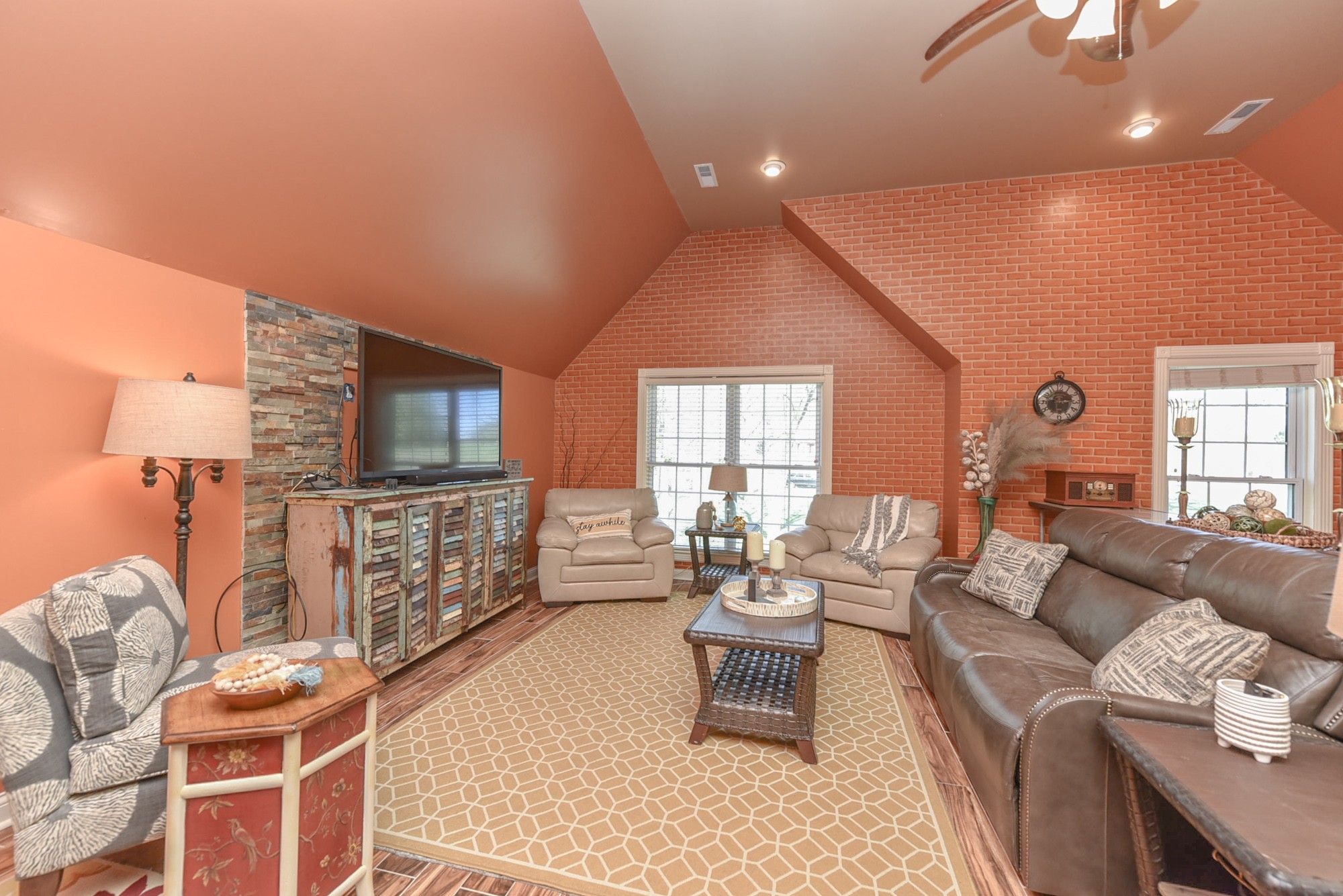 316 Spring Valley Drive Cottontown TN 37048