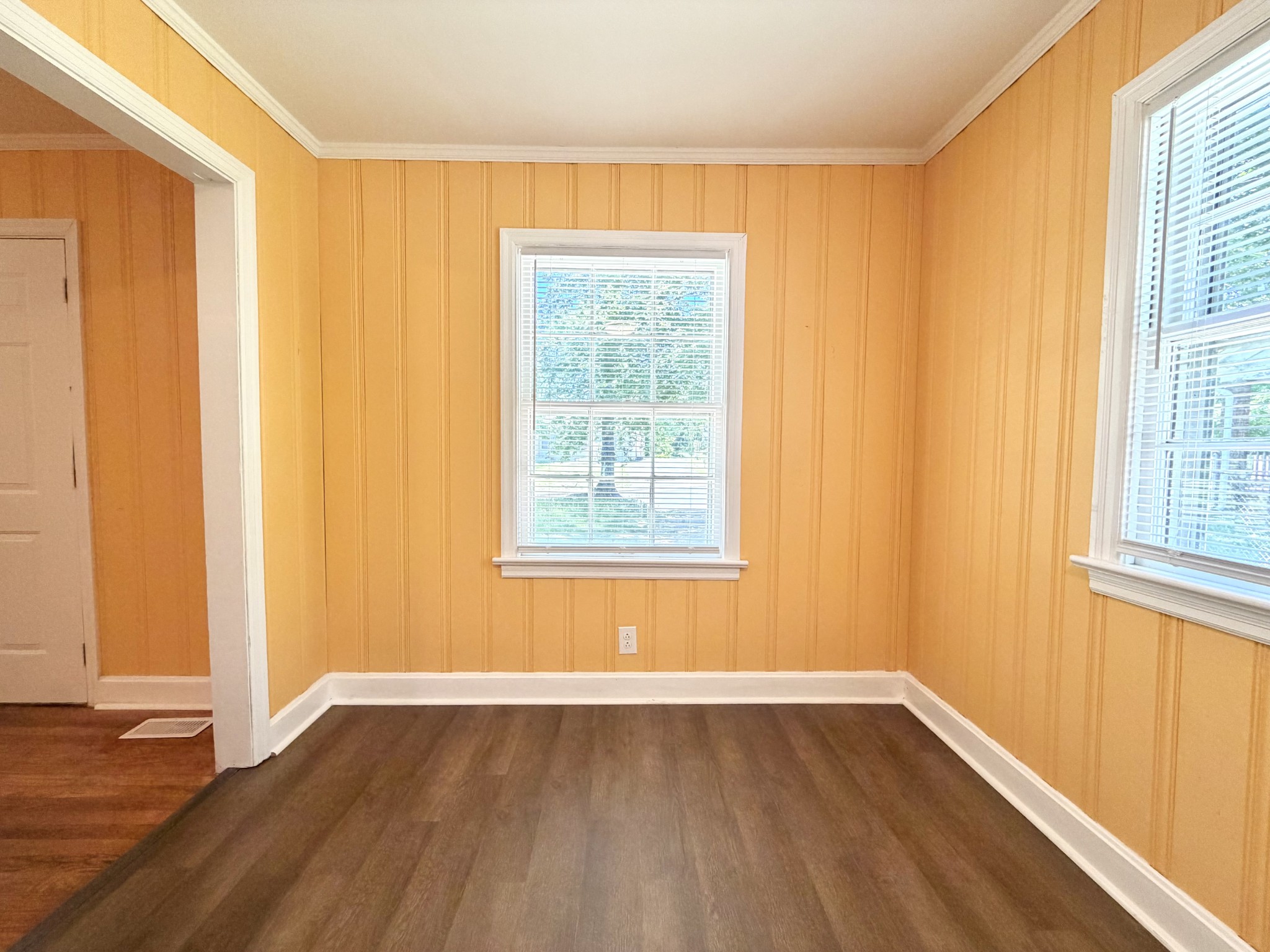 857 Greenwood Avenue Clarksville TN 37040