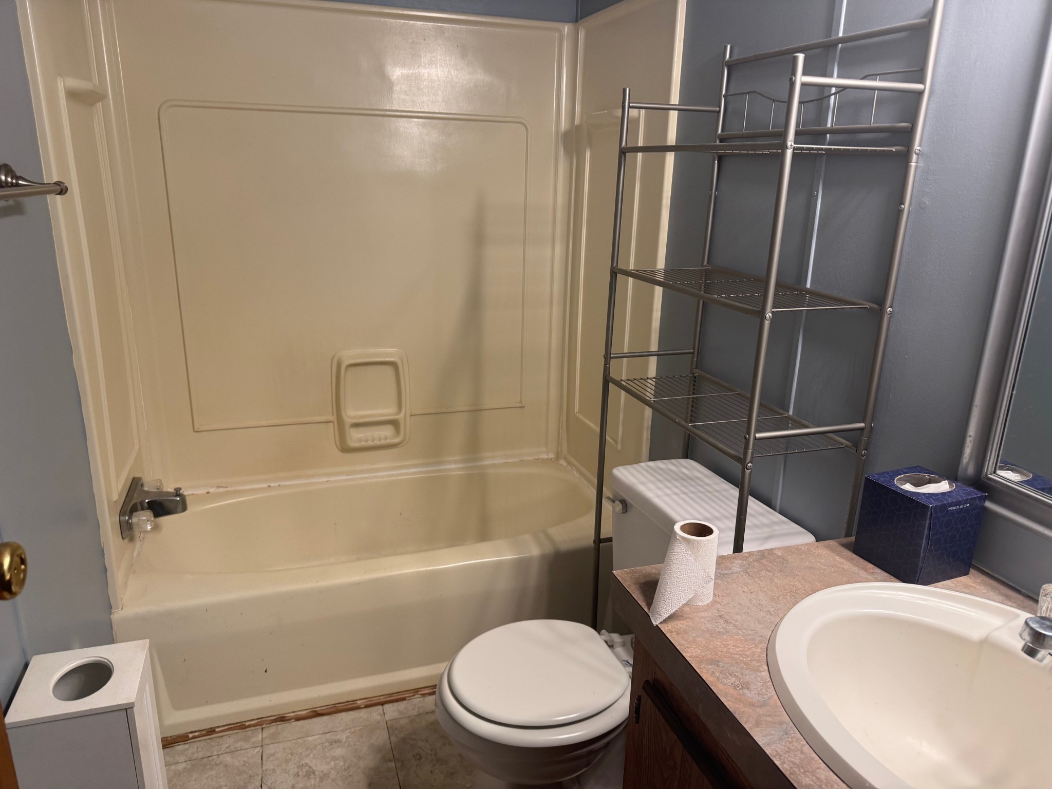 187 Dyke St, E Big Sandy TN 38221