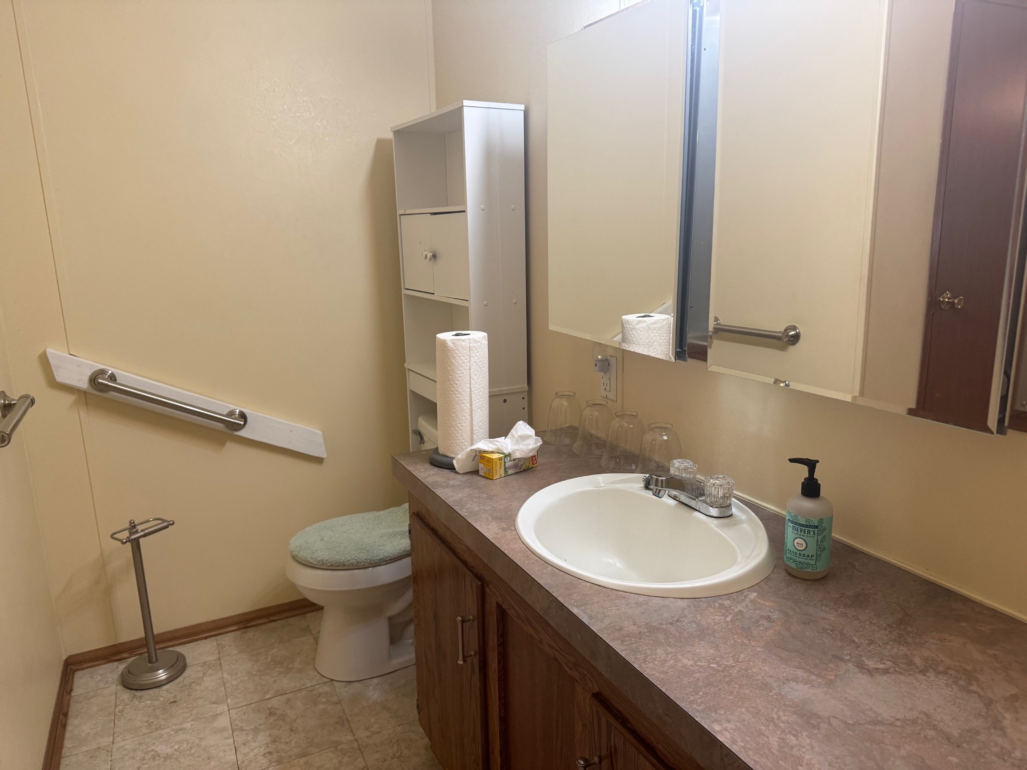 187 Dyke St, E Big Sandy TN 38221