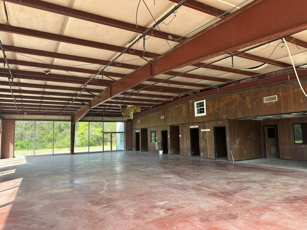1662 Murfreesboro Road Woodbury TN 37190
