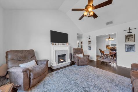 211 Williamsburg Circle Tullahoma TN 37388