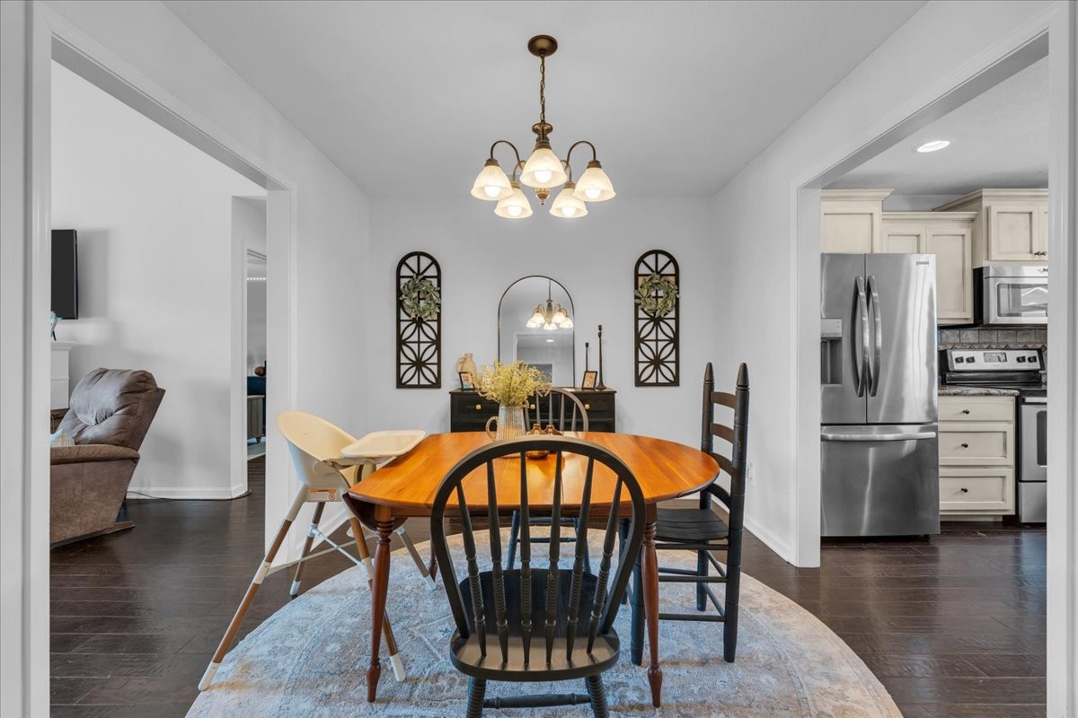 211 Williamsburg Circle Tullahoma TN 37388