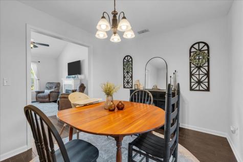 211 Williamsburg Circle Tullahoma TN 37388
