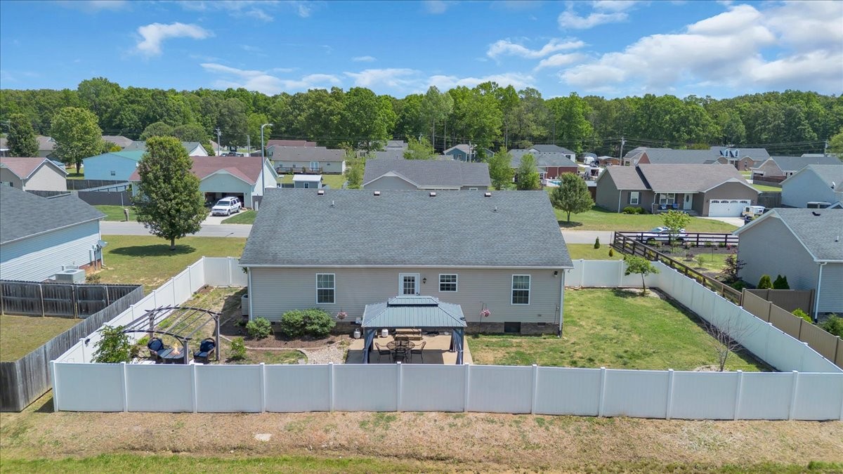 211 Williamsburg Circle Tullahoma TN 37388