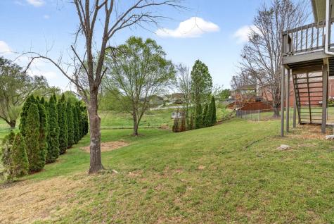 1300 Bluebonnet Drive Clarksville TN 37042