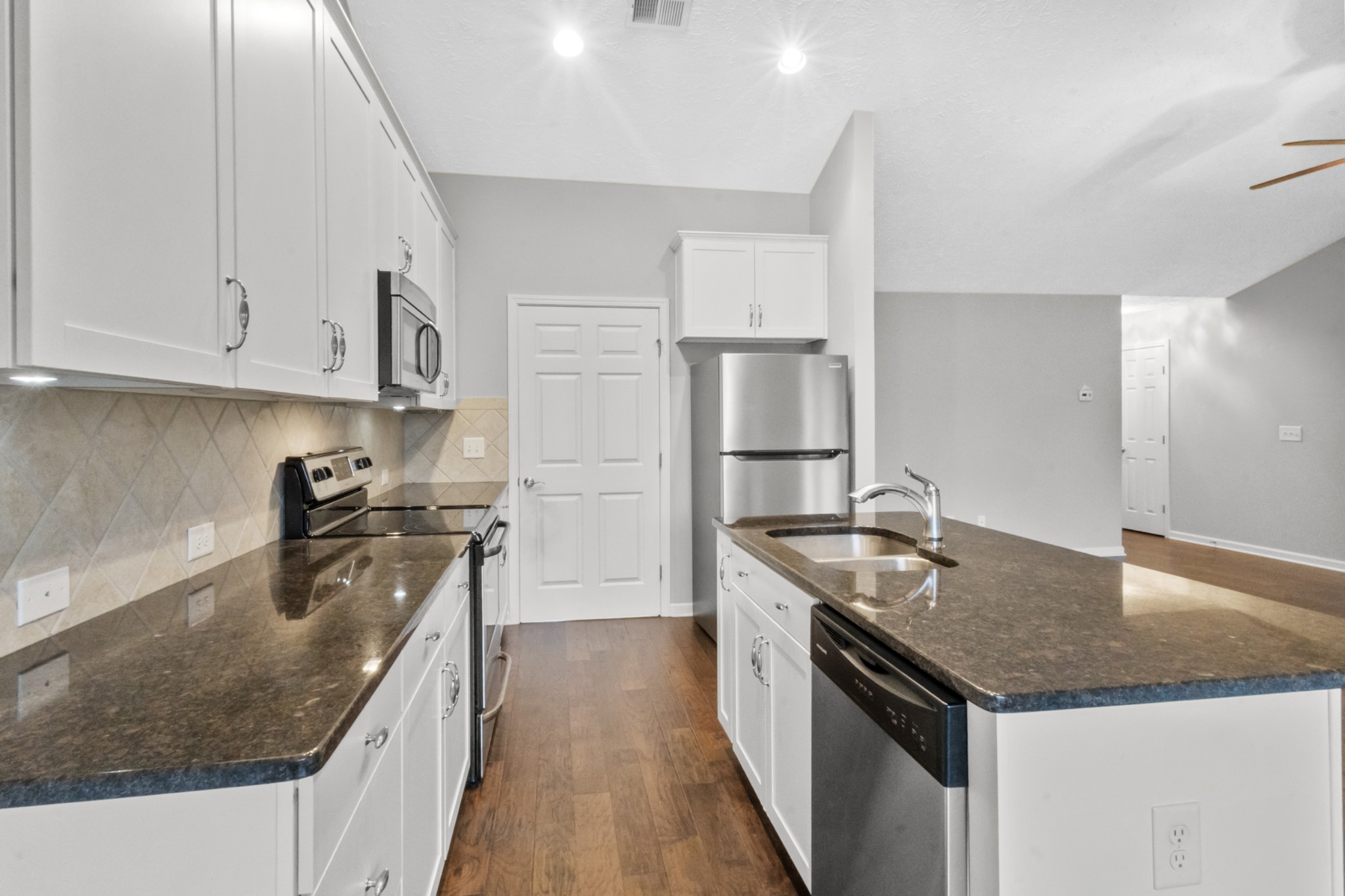 395 Devon Chase Hill Gallatin TN 37066