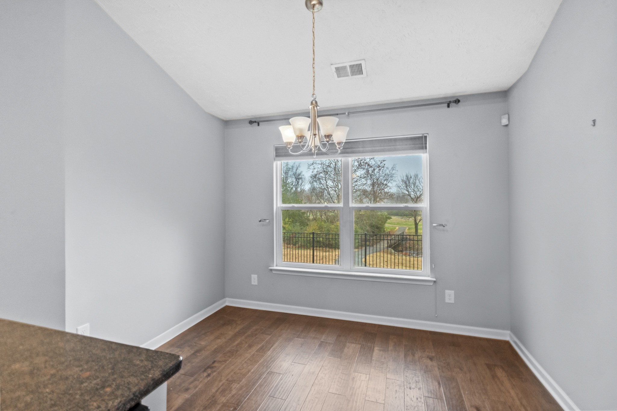 395 Devon Chase Hill Gallatin TN 37066