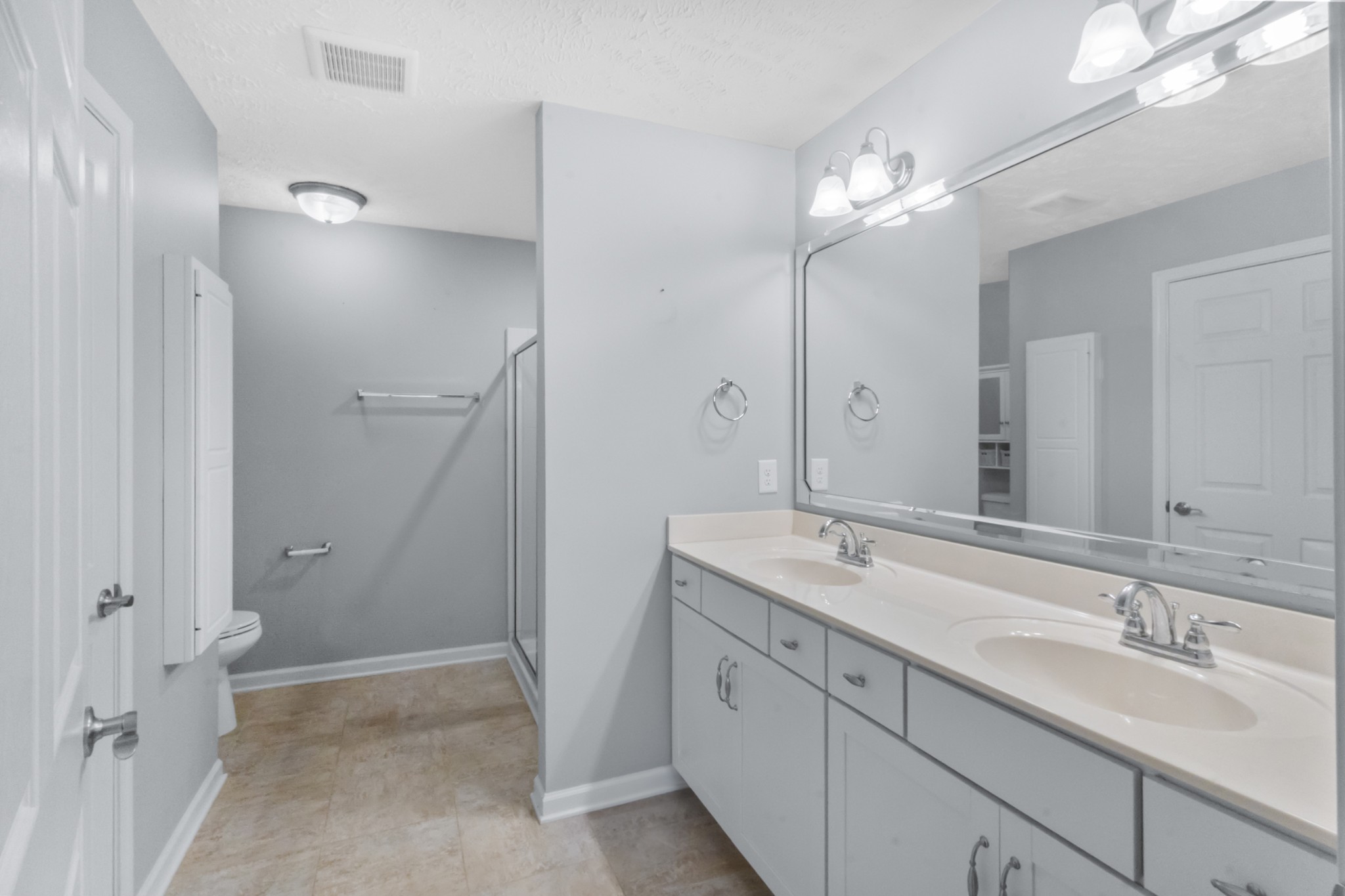 395 Devon Chase Hill Gallatin TN 37066