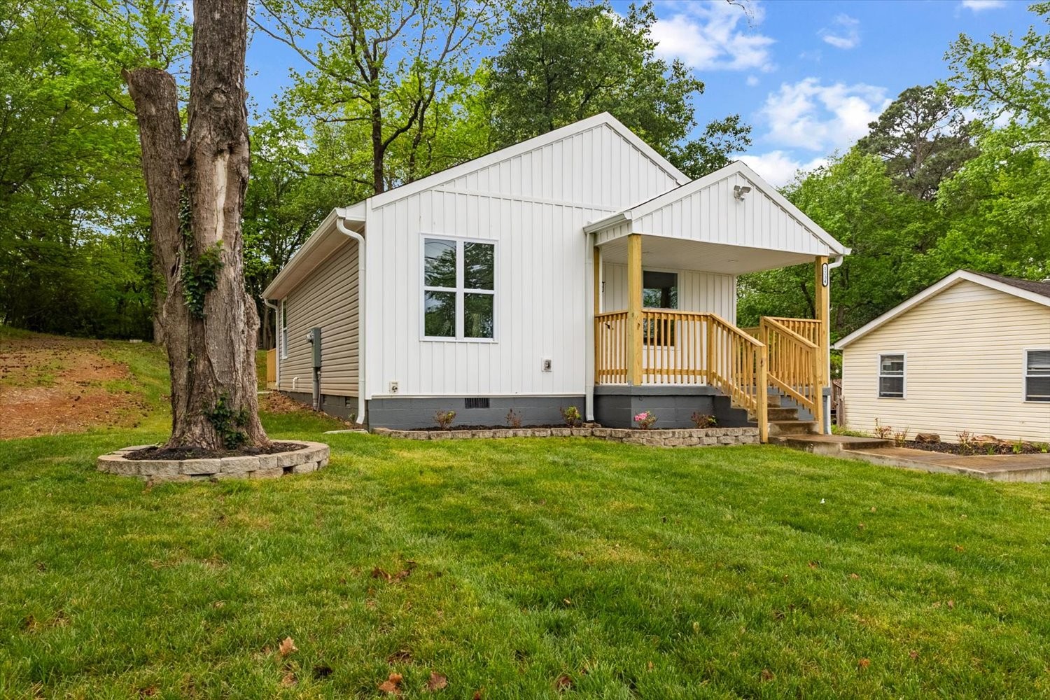 1234 Paradise Hill Road Clarksville TN 37040