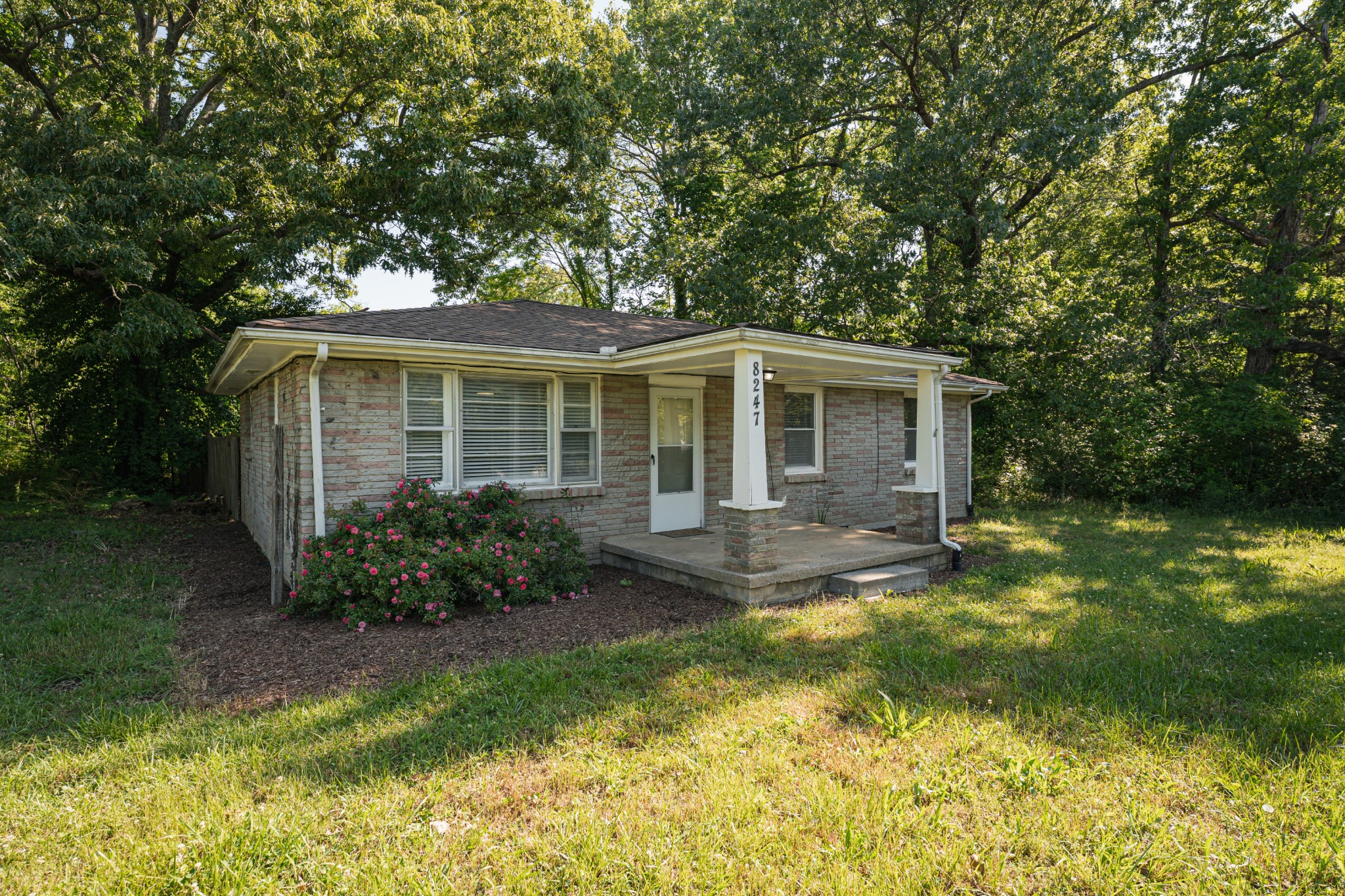 8247 Pinewood Road Nunnelly TN 37137