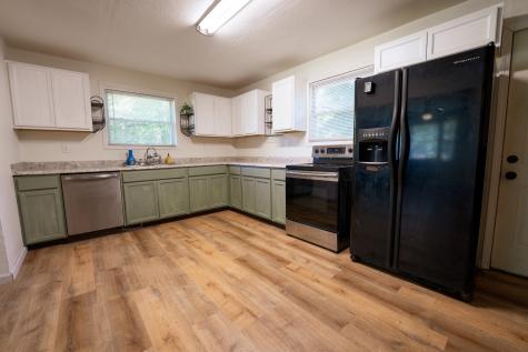 8247 Pinewood Road Nunnelly TN 37137