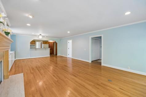 2115 Natchez Trace Nashville TN 37212