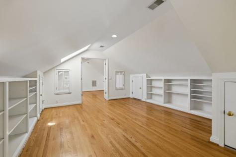2115 Natchez Trace Nashville TN 37212