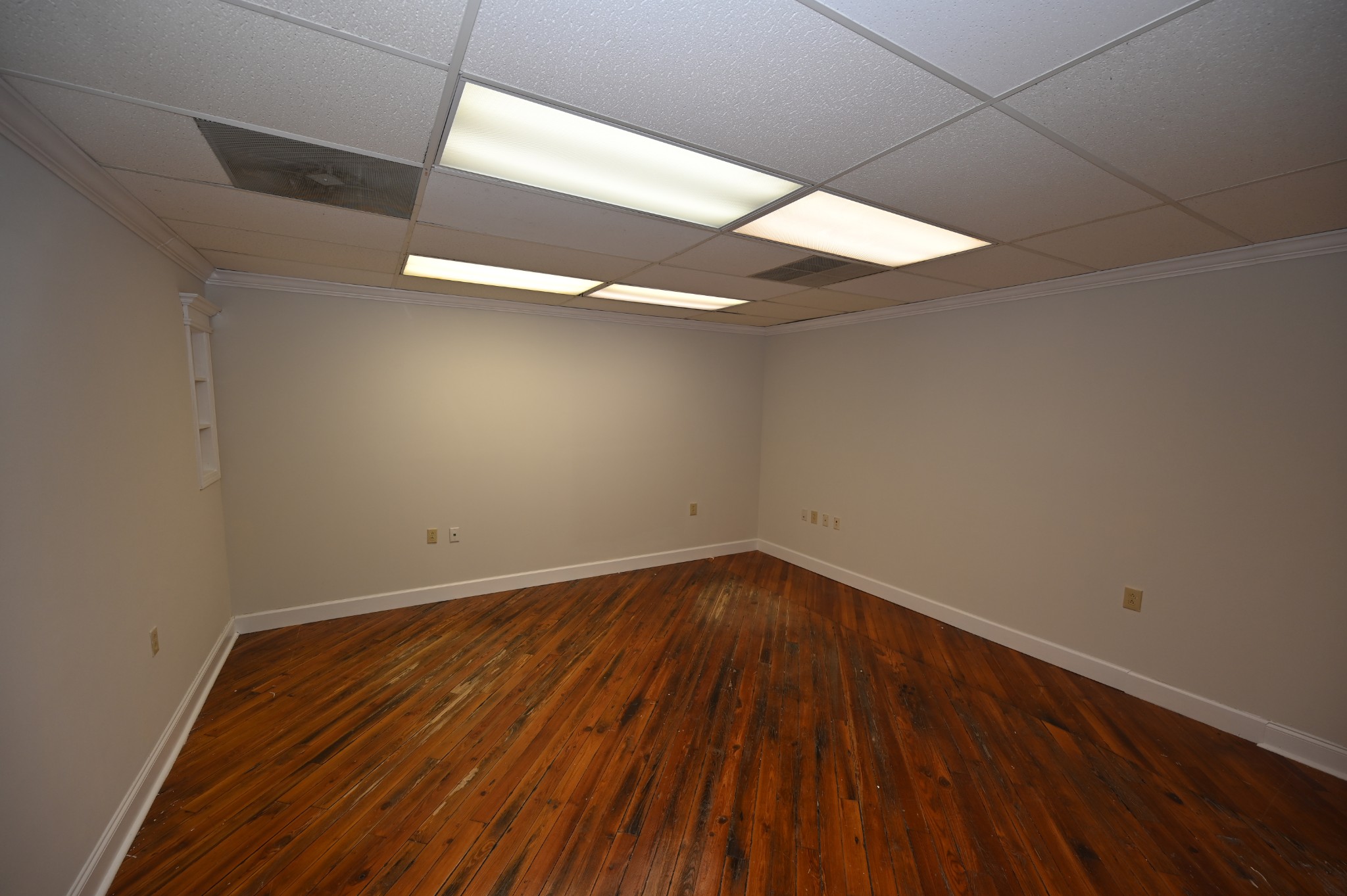 10b N Public Square Murfreesboro TN 37130